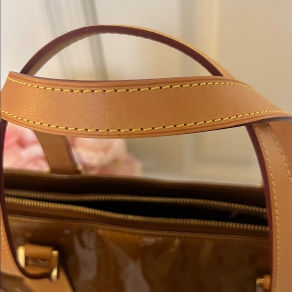 Louis Vuitton brown Vernis Leather Tote - Picture 2 of 7